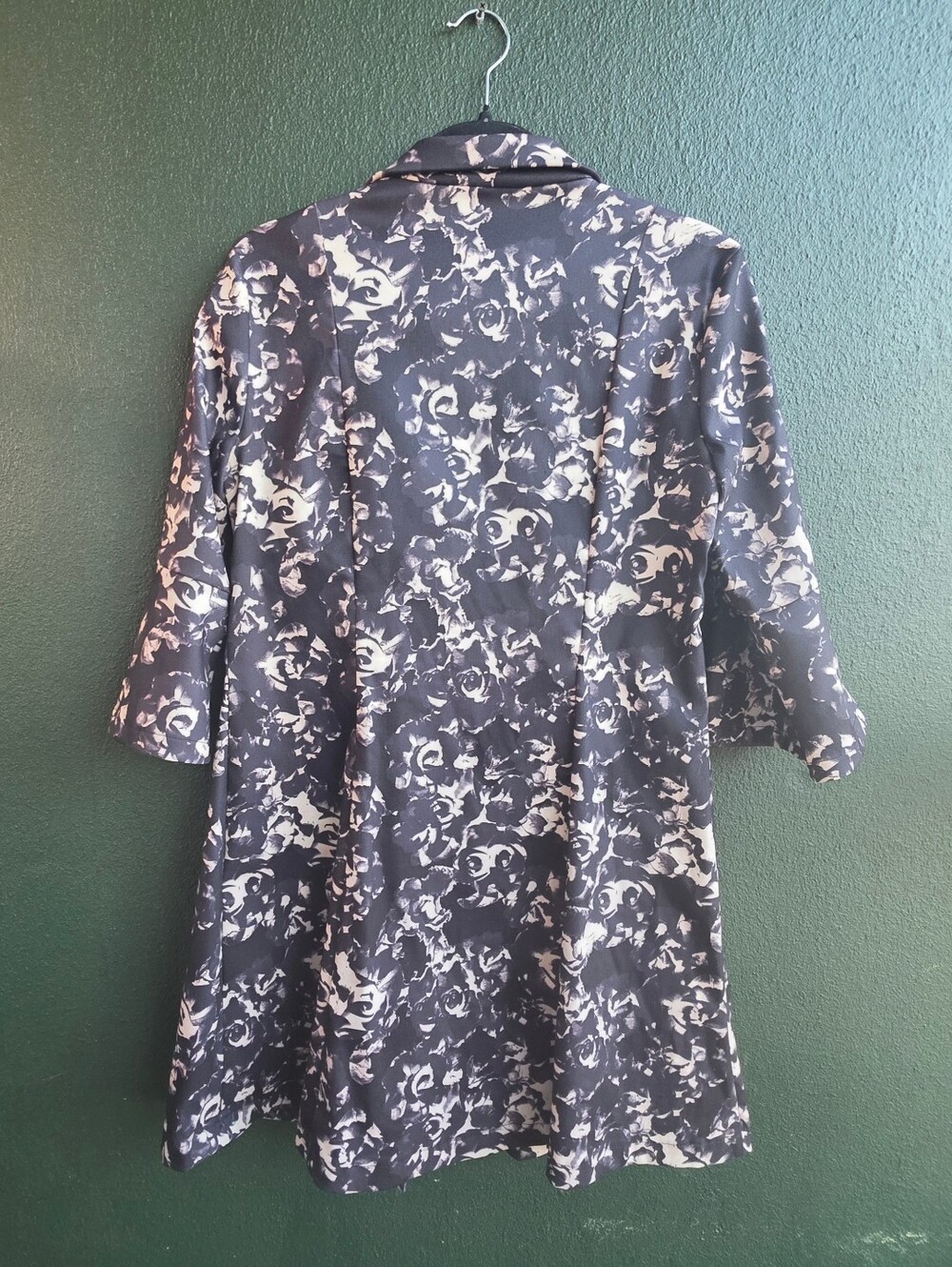 RIBKOFF Black & Blush Floral Fit-and-Flare Jacket with Bow - Picture 3 of 16